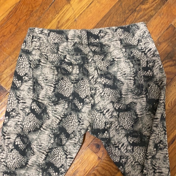 Cabi Snake Print Skinny Jeans - Picture 5 of 5